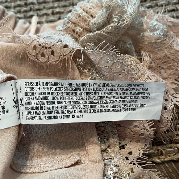 Revolve Endless Rose Off The Shoulder Shimmer light pink & silver top size M NWT - Picture 14 of 16